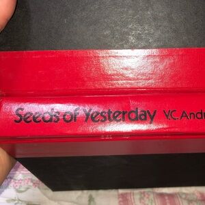 Seeds of Yesterday Book by V.C. Andrews fourth of series of Dollanganger family